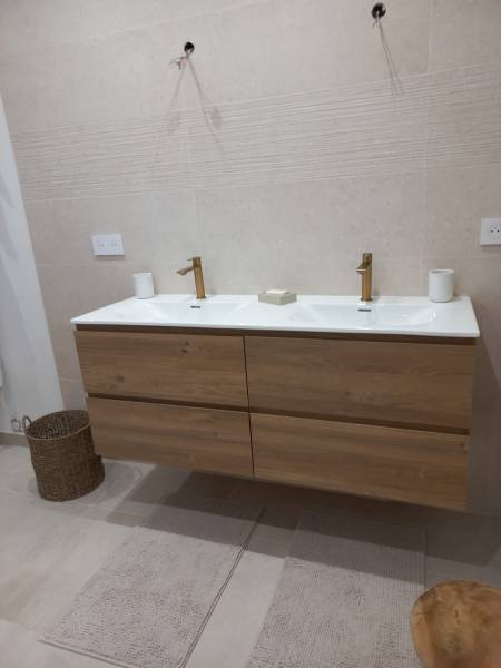 Artisan plombier pour refaire sa salle de bains de A à Z à Arcachon